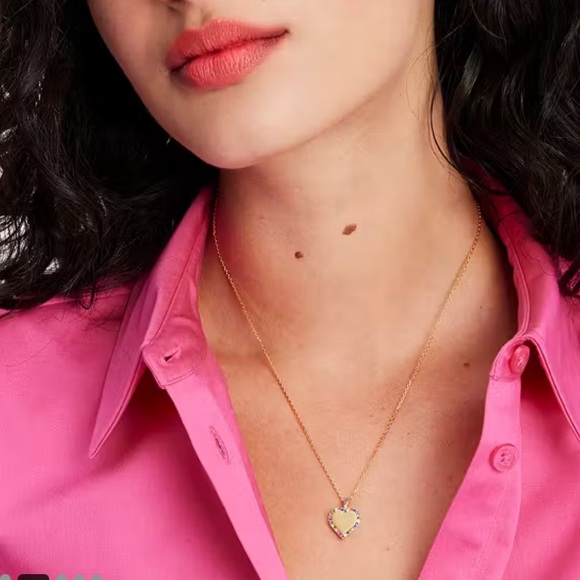 Kate Spade ♠️ Take Heart Pendant Necklace - Picture 2 of 6